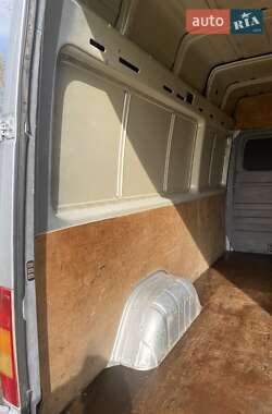 Вантажний фургон Volkswagen LT 2005 в 