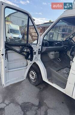 Вантажний фургон Volkswagen LT 2004 в 