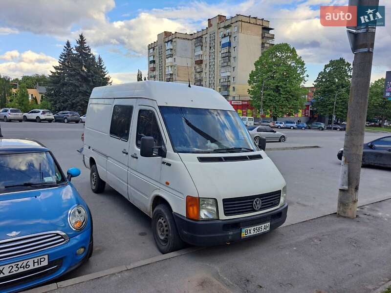 Вантажопасажирський фургон Volkswagen LT 2000 в Хмельницькому