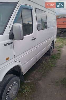 Грузопассажирский фургон Volkswagen LT 2003 в 