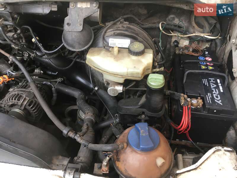 Грузопассажирский фургон Volkswagen LT 2004 в Ивано-Франковске