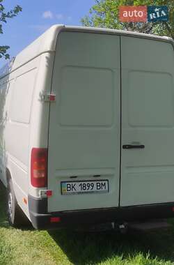 Вантажний фургон Volkswagen LT 2000 в 
