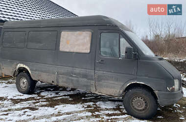 Грузовой фургон Volkswagen LT 2003 в 