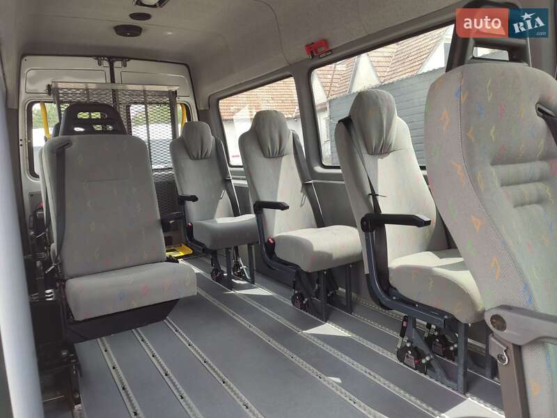 Микроавтобус Volkswagen LT 2006 в Ровно