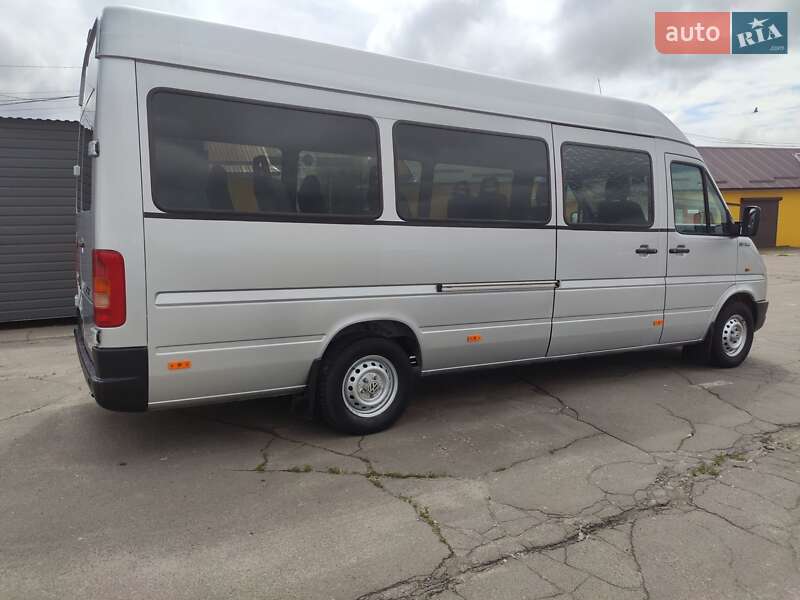 Микроавтобус Volkswagen LT 2006 в Ровно