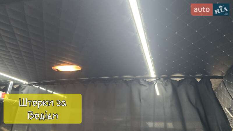 Вантажопасажирський фургон Volkswagen LT 2006 в Дніпрі