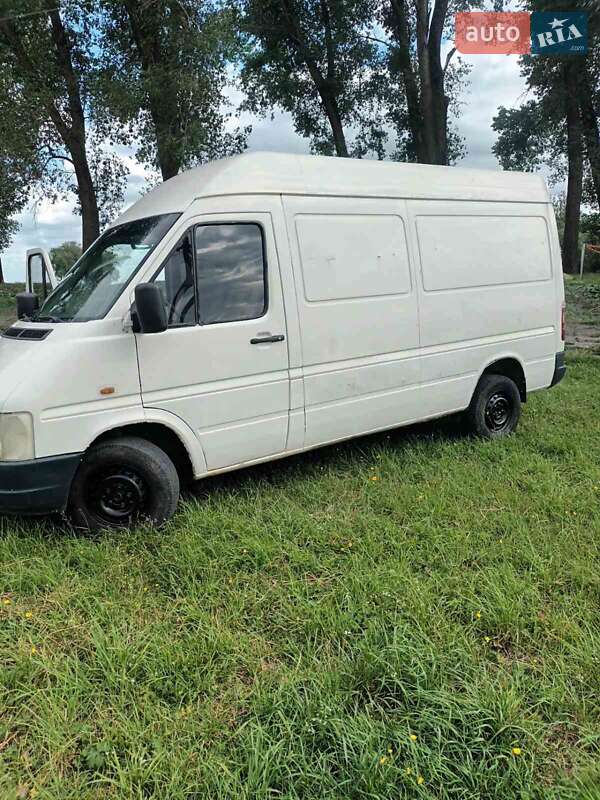 Вантажний фургон Volkswagen LT 1999 в Теребовлі