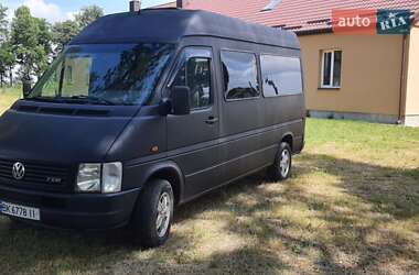 Грузопассажирский фургон Volkswagen LT 2002 в 