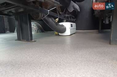 Грузопассажирский фургон Volkswagen LT 2002 в 