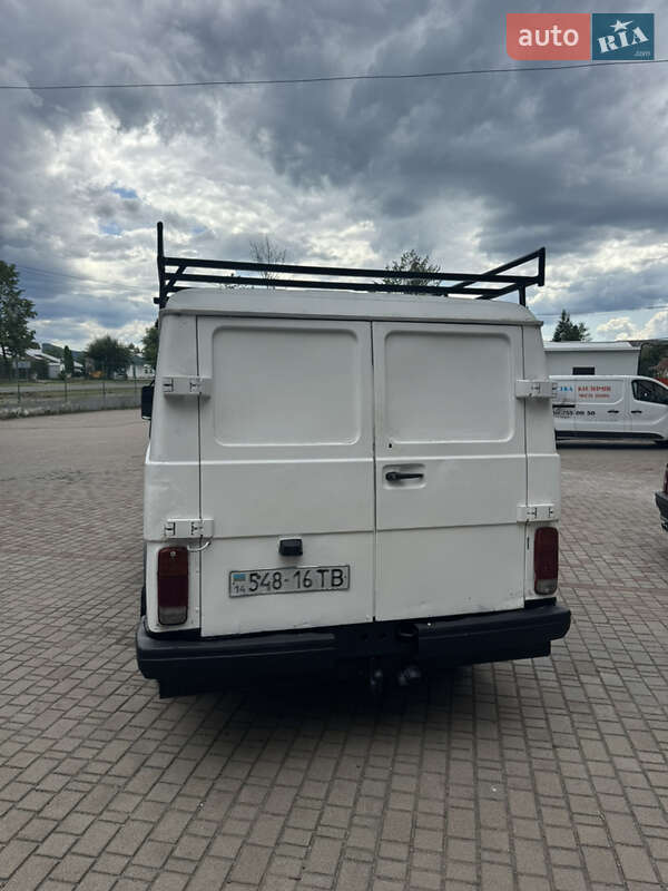 Другие автобусы Volkswagen LT 1987 в Долине
