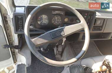 Грузовой фургон Volkswagen LT 1993 в 