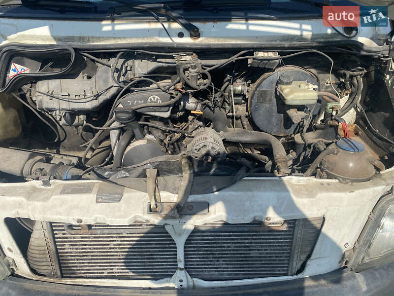 Микроавтобус Volkswagen LT 1999 в Братском