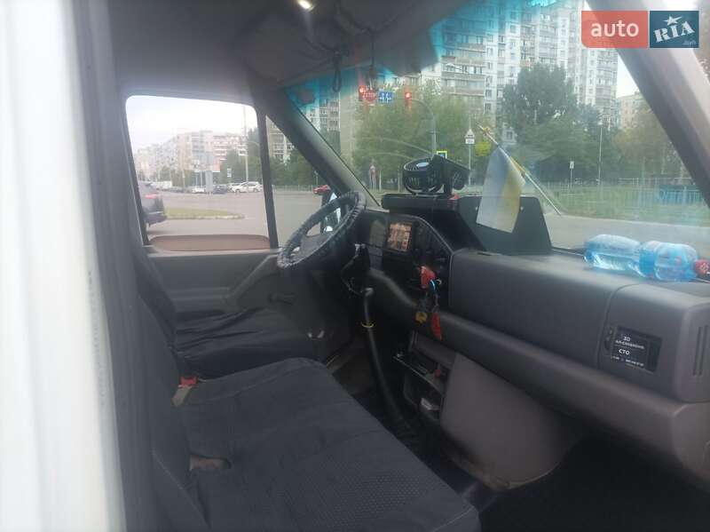Грузовой фургон Volkswagen LT 1999 в Киеве