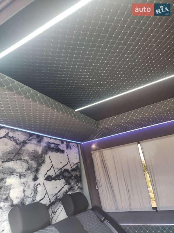 Другие автобусы Volkswagen LT 2004 в Богуславе