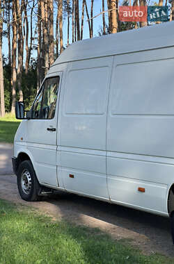 Грузовой фургон Volkswagen LT 2004 в 