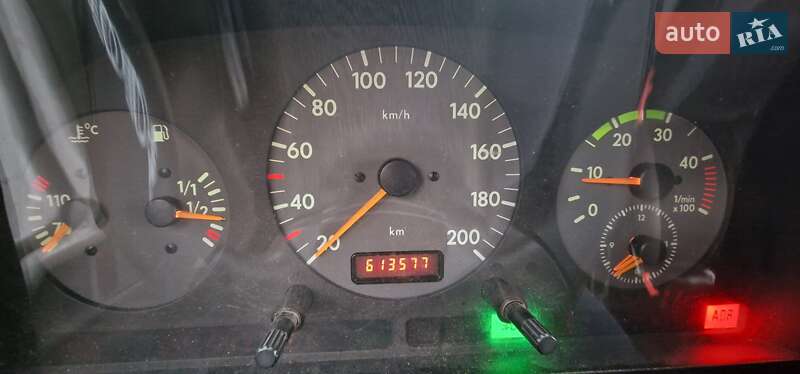 Грузопассажирский фургон Volkswagen LT 2003 в Львове