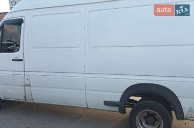 Грузовой фургон Volkswagen LT 1998 в Киеве