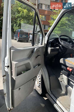 Грузовой фургон Volkswagen LT 2005 в 