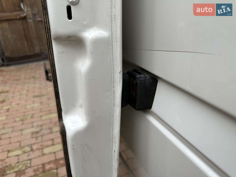 Вантажний фургон Volkswagen LT 2006 в Києві