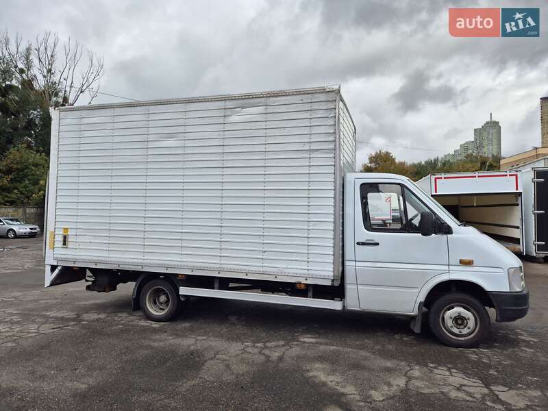 Вантажний фургон Volkswagen LT 1999 в Києві
