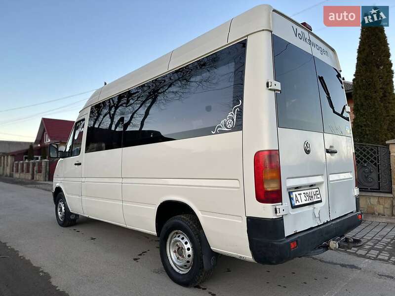 Грузопассажирский фургон Volkswagen LT 2001 в Надворной