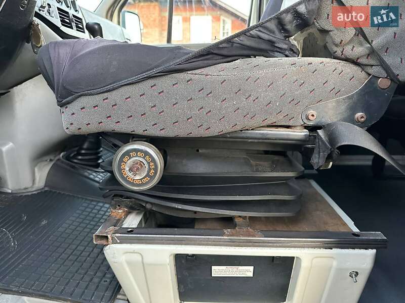 Грузопассажирский фургон Volkswagen LT 2001 в Надворной