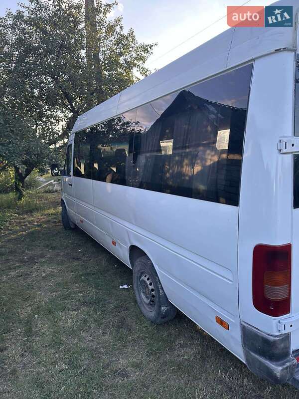 Микроавтобус Volkswagen LT 2002 в Новомосковске фото Микроавтобус Volkswagen LT 2002 в Новомосковске