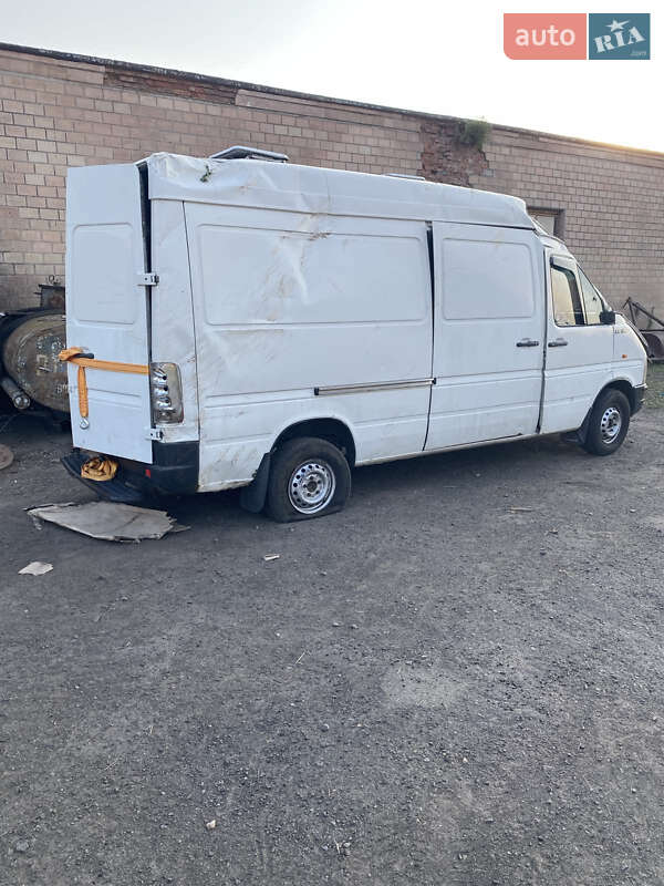 Грузовой фургон Volkswagen LT 2005 в Черкассах
