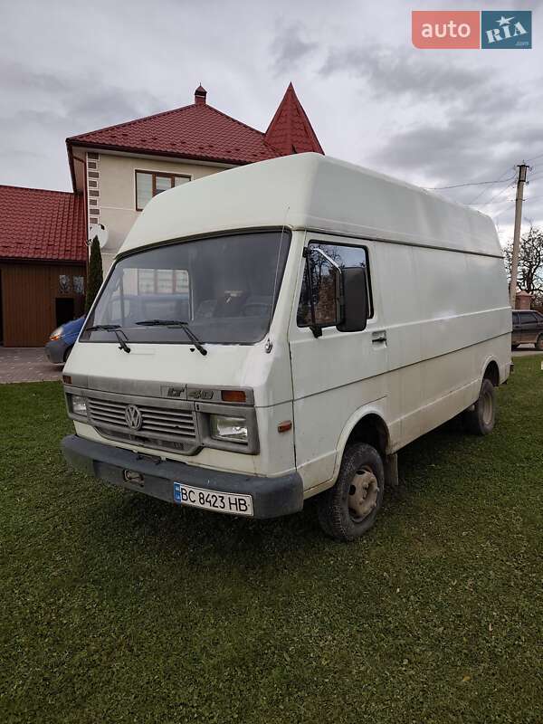 Вантажний фургон Volkswagen LT 1994 в Коломиї