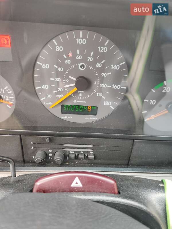 Вантажний фургон Volkswagen LT 2006 в Луцьку