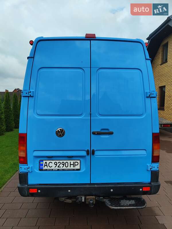 Вантажний фургон Volkswagen LT 2006 в Луцьку