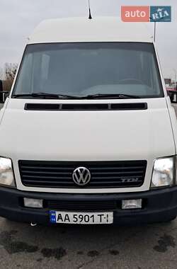 Универсал Volkswagen LT 2004 в Киеве