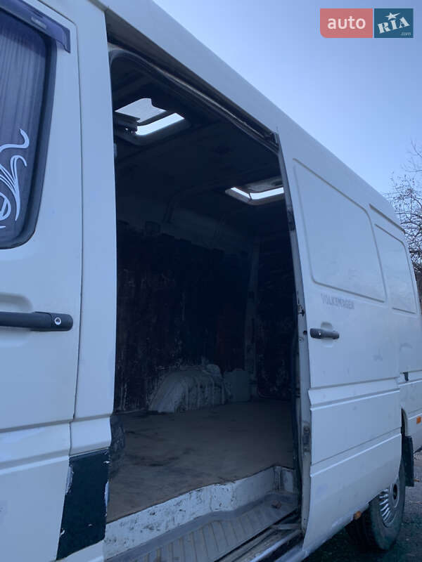 Грузовой фургон Volkswagen LT 1999 в Хусте