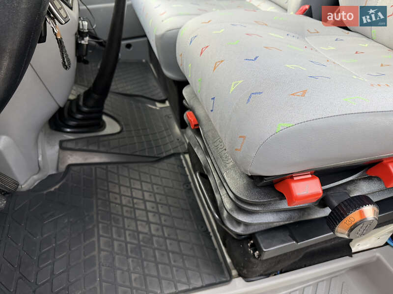 Эвакуатор Volkswagen LT 2006 в Запорожье