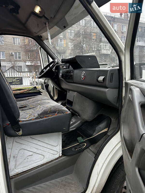 Грузовой фургон Volkswagen LT 2000 в Запорожье