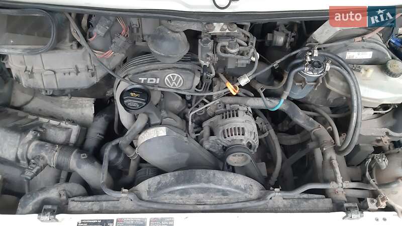 Грузовой фургон Volkswagen LT 2006 в Харькове