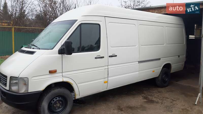 Грузовой фургон Volkswagen LT 2006 в Харькове