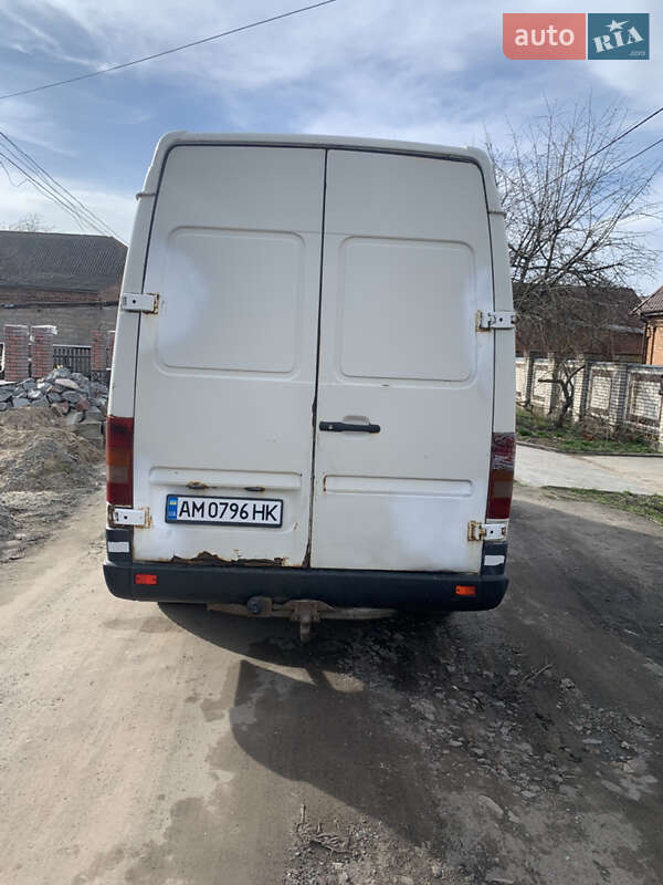 Грузовой фургон Volkswagen LT 1999 в Бердичеве
