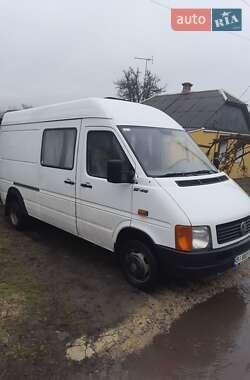 Грузопассажирский фургон Volkswagen LT 2001 в Полтаве