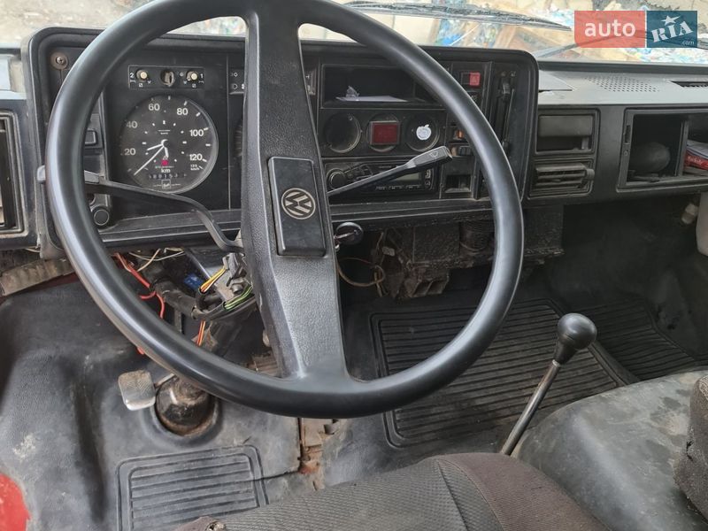 Вантажний фургон Volkswagen LT 1991 в Рівному