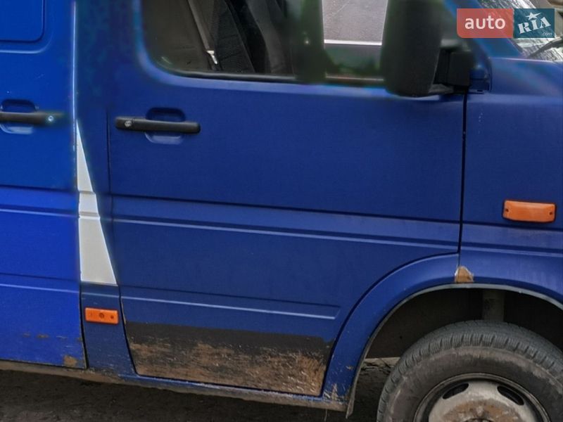Грузовой фургон Volkswagen LT 1998 в Ровно