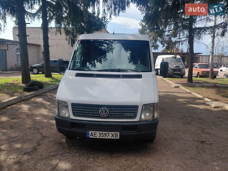 Вантажний фургон Volkswagen LT 2004 в Жовтих Водах