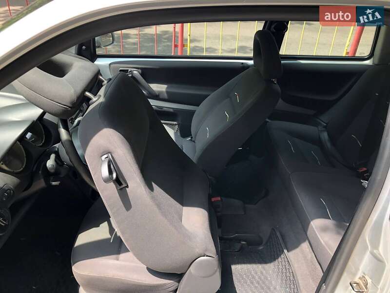 Хетчбек Volkswagen Lupo 2003 в Одесі