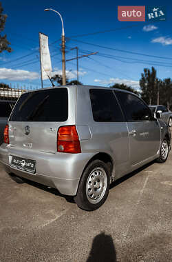 Хэтчбек Volkswagen Lupo 2000 в 