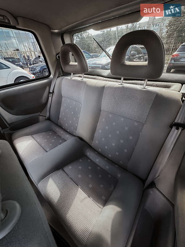 Хэтчбек Volkswagen Lupo 2000 в Николаеве