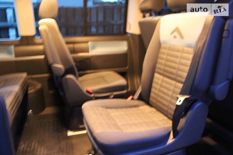 Мінівен Volkswagen Multivan 2008 в Кропивницькому