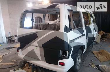 Грузопассажирский фургон Volkswagen Multivan 2003 в Киеве