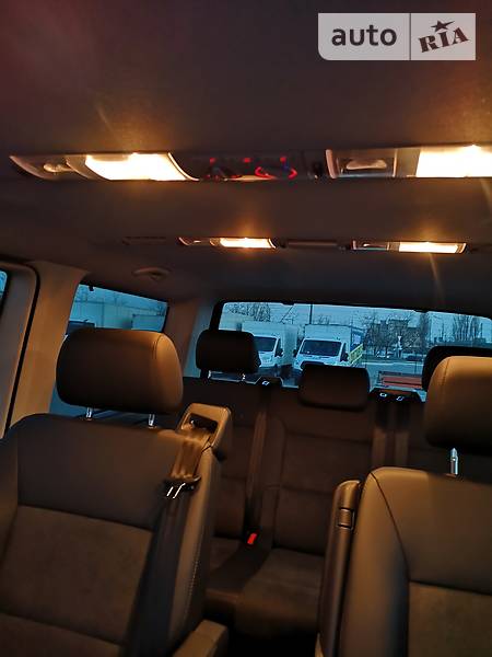 Минивэн Volkswagen Multivan 2013 в Киеве