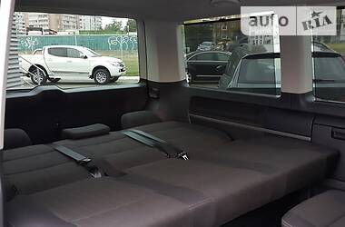 Мінівен Volkswagen Multivan 2019 в 