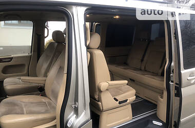 Мінівен Volkswagen Multivan 2009 в 